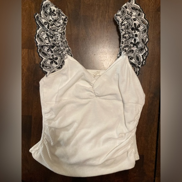 Anthropologie  Ruffle-Sleeve Eyelet Top - Size Medium - Picture 2 of 4